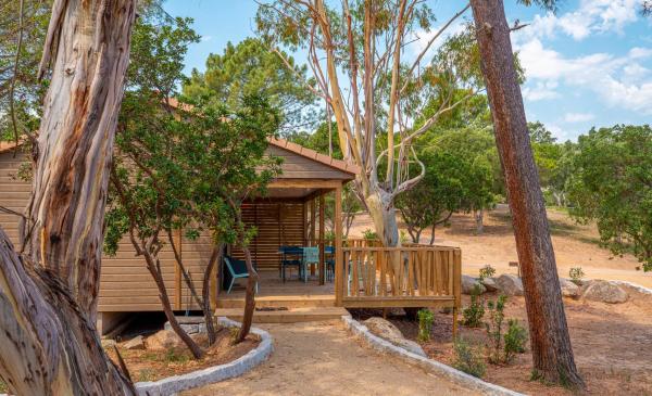 Camping California, Rezervovat Kemp Cirendinu Korsika