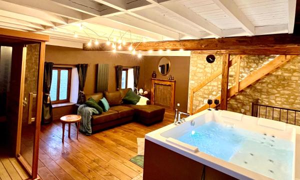 Le Secret de Mélin, Rezervovat Rekreační dům Wallonia SPA hotely, SPA