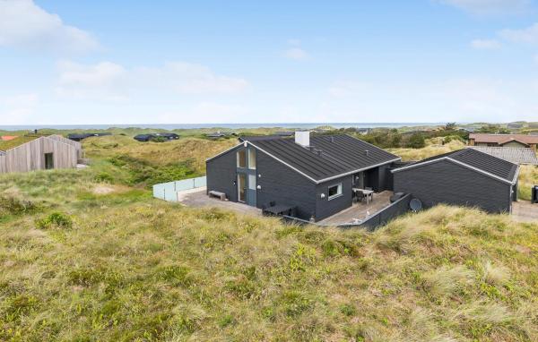 Awesome Home In Løkken With Kitchen, Rezervovat Rekreační dům Løkken 