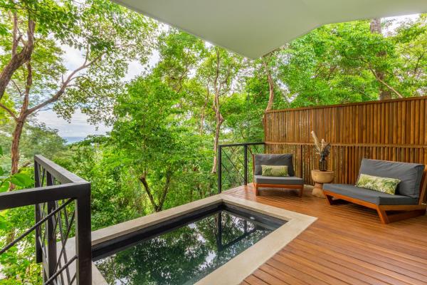 NAIA OCEANVIEW STUDIO, Rezervovat Rekreační dům Puntarenas hotely s bazénem, Bazén