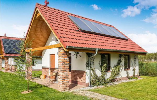 Awesome Home In Gubin With Sauna, Rezervovat Rekreační dům Gubin 