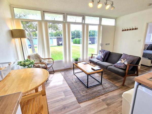 197 Broadside Holiday Chalet near Broads & Beaches, Rezervovat Chata Stalham The Broads