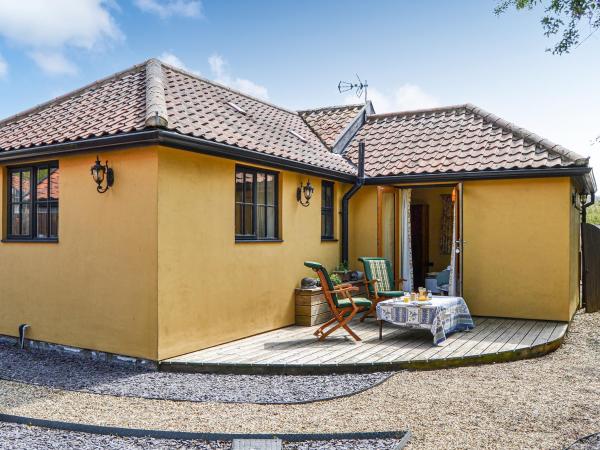 Bradcar Farm Cottage, Rezervovat Rekreační dům Snetterton Norfolk