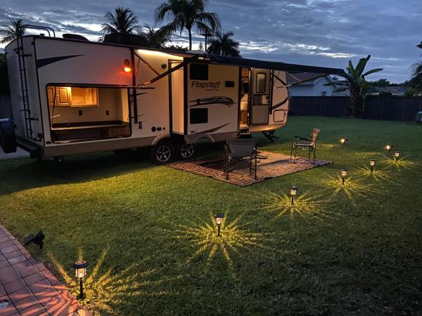 Cozy Camper - Free Parking, Rezervovat Kemp Miami Miami Beach