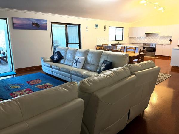 36 Bombala Crescent Rainbow Beach, Rezervovat Rekreační dům Rainbow Beach 