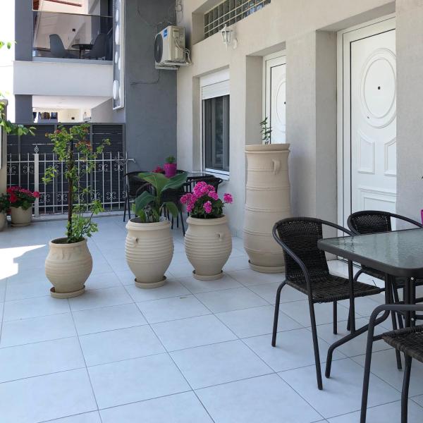 VASILEVI STUDIOS, Rezervovat Apartmánový hotel Nea Kallikratia 