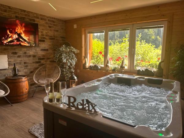 Holiday Home Lino, Rezervovat Rekreační dům Kvarner hotely s bazénem, Bazén