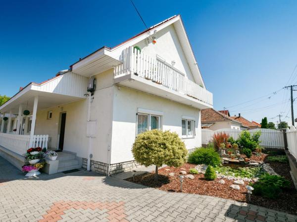 Apartment Gabor by Interhome, Rezervovat Apartmán Somogy hotely s parkováním, Parkování
