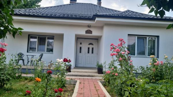 Casa Jeni, Rezervovat Rekreační dům  