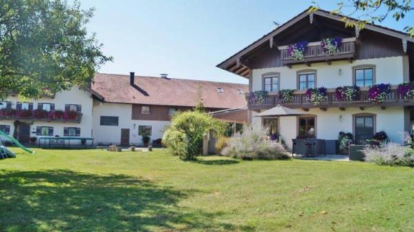 Mühlberger Hof, Rezervovat Farmářský pobyt Hotely v Bavorsko s parkováním, Parkování
