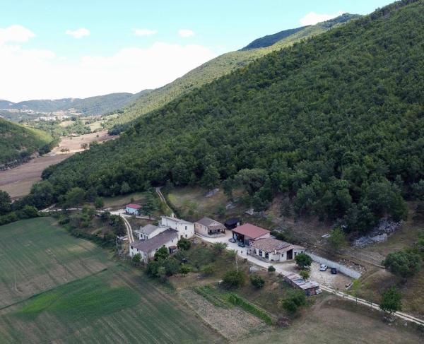 Agriturismo Casale SantAntonio, Rezervovat Farmářský pobyt Hotely v Cascia s parkováním, Parkování