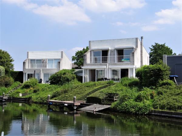 Vakantiewoning direct aan het Veerse Meer, Rezervovat Rekreační dům Kortgene 