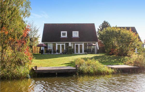 Gorgeous Home In Vlagtwedde, Rezervovat Rekreační dům Vily v Wedde, Vila