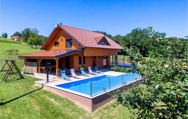 Gorgeous Home In Grkavescak With Sauna, Rezervovat Rekreační dům Grkavešćak 