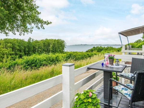 4 person holiday home in Aabenraa-By Traum, Rezervovat Rekreační dům Syddanmark hotely s bazénem, Bazén