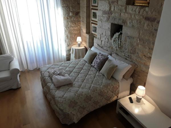 Case Brizi 10, Rezervovat Apartmánový hotel Apartmánové hotely v Umbrie, Apartmánový hotel