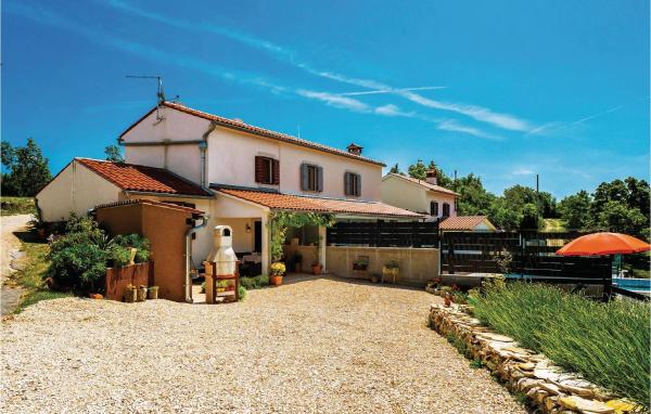 One-Bedroom Holiday Home In Bartici, Rezervovat Rekreační dům Barbići 