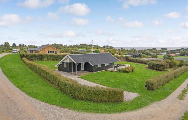 Beautiful Home In Ebeltoft