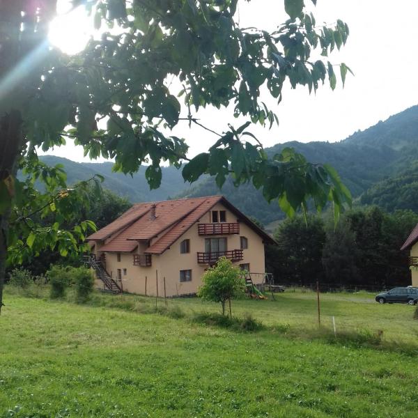 Casa "La padure", Rezervovat Penzión Moieciu de Jos 