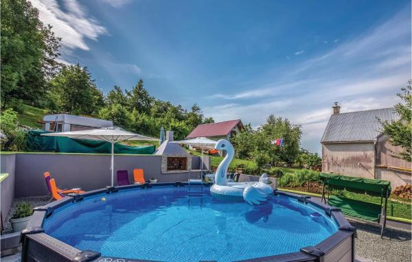 Gorgeous Home In Zlobin With Heated Swimming Pool, Rezervovat Rekreační dům Kvarner hotely s bazénem, Bazén