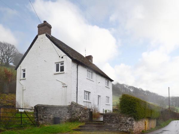 Upper Ffinnant, Rezervovat Rekreační dům Aber-Brân Powys