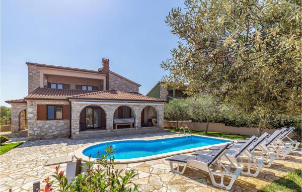 Beautiful Home In Galizana With Wifi, Rezervovat Rekreační dům Galižana Pula Riviera