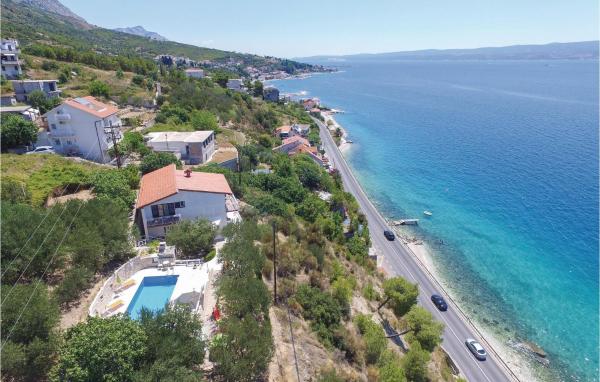Holiday home A.G.Matosa III, Rezervovat Hotel Hotely v Krilo s bazénem, Bazén