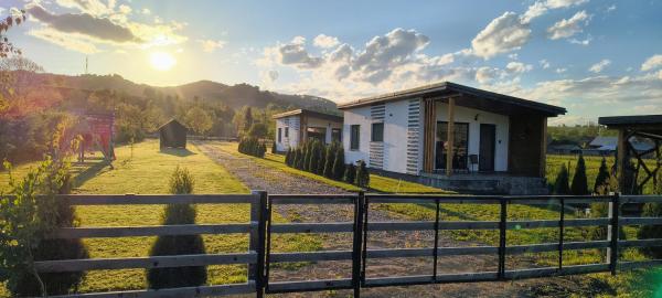 F A N BunGALow Vama Buzăului, Rezervovat Chata Vama Buzaului 