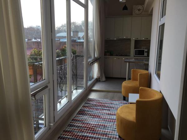 City Center Apartment, Rezervovat Apartmán Hotely v Tbilisi Region s parkováním, Parkování