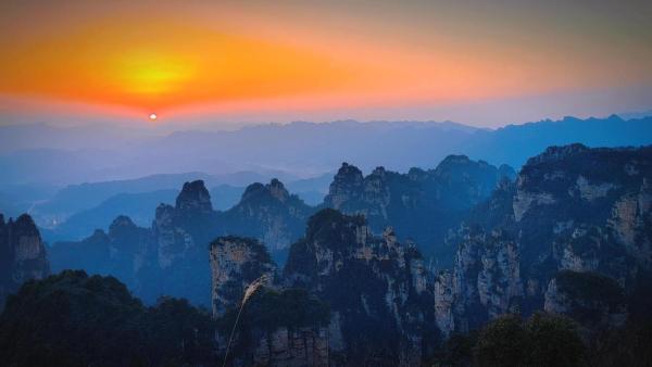 Zhangjiajie JIMO Hotel--New Hotel,Exclusive Location,Free Drop off Service to East Gate of forest park,Free Self-Service Laundry & Drying, Attraction Tickets Serivce in advance, Rezervovat  Wulingyuan 