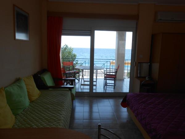 ASIMENIA STUDIOS, Rezervovat  Achladi Evia