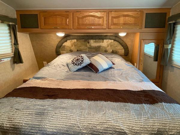 Comfortable RV in a farm, Rezervovat Kemp Nanoose Bay 