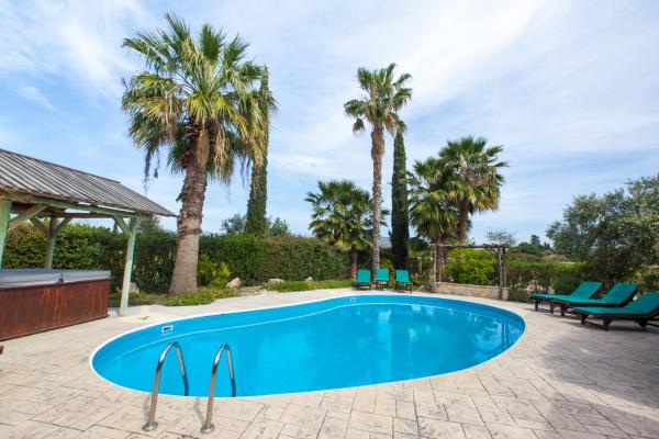 Villa Olive Grove 3, Rezervovat  Pafos hotely s parkováním, Parkování