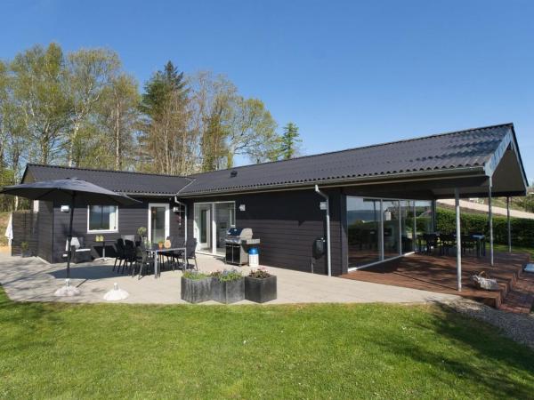 Holiday Home Elissa - 50m to the fjord by Interhome, Rezervovat Rekreační dům  