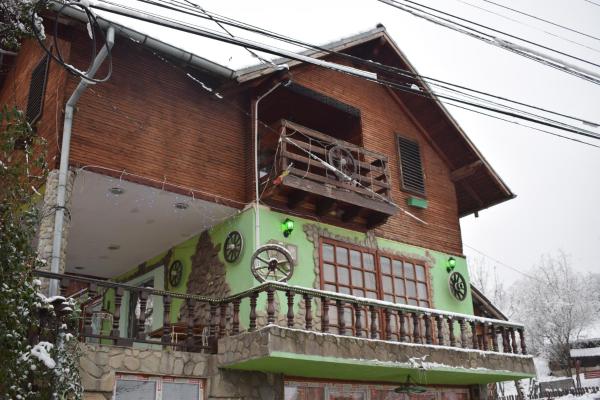 Casa Parvu, Rezervovat   