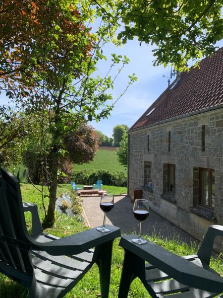 Gîte des Pommiers avec terrain de pétanque, Rezervovat Rekreační dům Le Fresne-Poret 