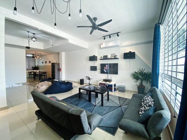 Desaru Twin Home 32pax (2 units) KTV-Netflix-BBQ, Rezervovat Rekreační dům Johor chaty, Chalupa