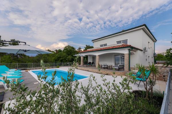 Villa Gloria, Rezervovat  Kvarner Islands hotely s bazénem, Bazén