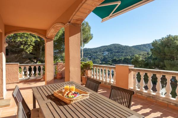 Villa con piscina privada en Begur, Rezervovat  Begur Baix Empordà