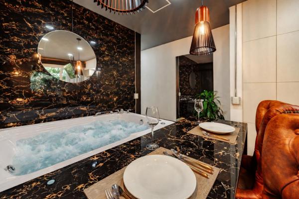 Hotel One Laureles, Rezervovat  Laureles 