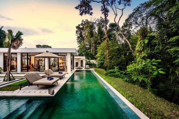 Villa Ciryandil by BaliSuperHost, Rezervovat  Bali hotely s bazénem, Bazén