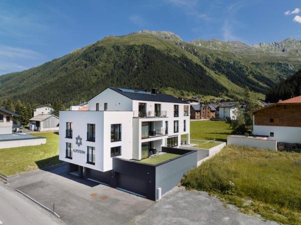 ΛLPSTERN - Silvretta Card Premium Betrieb, Rezervovat  Hotely v Tyrolsko s parkováním, Parkování
