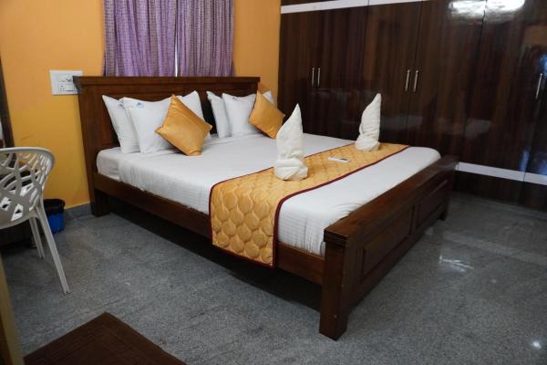 TIRUMALA PREMIUM HOME STAY, Rezervovat Hotel Tirupati Andhra Pradesh