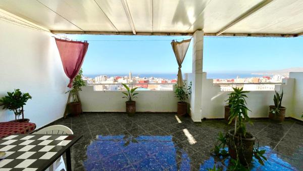 Waves House Tamraght - Surf & Chill Hostel, Rezervovat Hostel Tamraght 