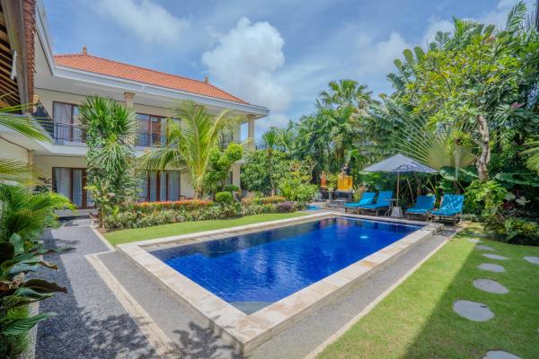 Bagas Bagus Guesthouse, Rezervovat Hotel Badung hotely s bazénem, Bazén