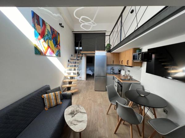 City Center Loft With Private Parking, Rezervovat  Krionérion hotely s parkováním, Parkování