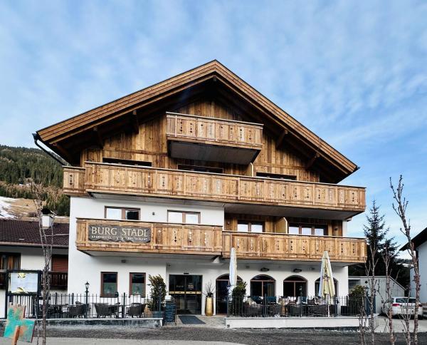 Burgstadl Aparthotel & Restaurant, Rezervovat  Tyrolsko hotely s bazénem, Bazén