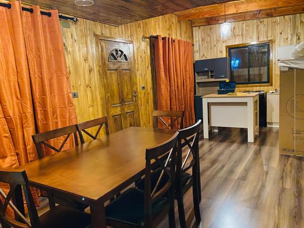 Cabañas EMC, Rezervovat  Coquimbo hotely s parkováním, Parkování