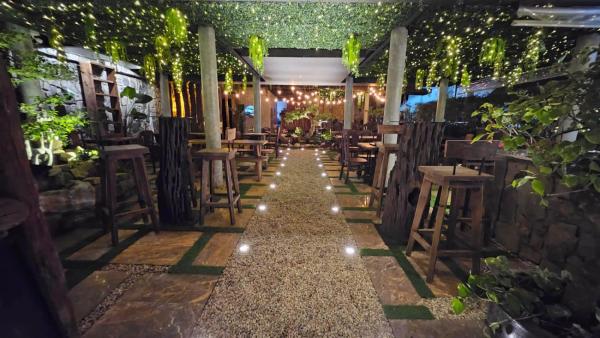 Winhouse An Bang Boutique Inn & Lounge, Rezervovat  Cam An 