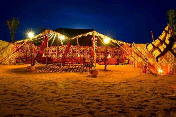 Camp Sahara Dunes, Rezervovat  Mhamid 